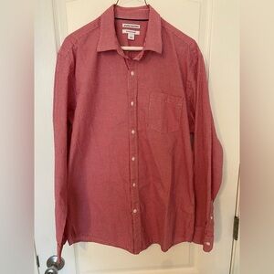 Amazon Essentials Men's Red Gingham Poplin Long-Sleeve Button Up Shirt, Large